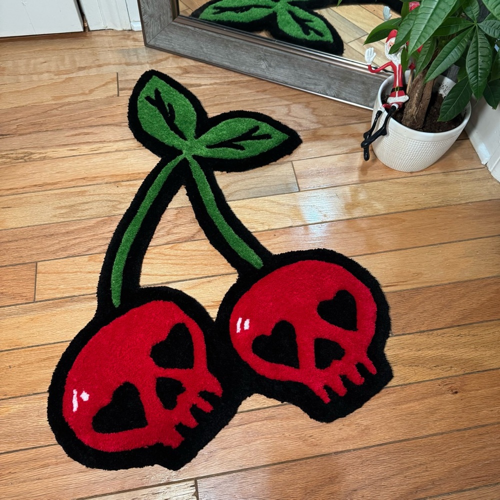 Skull Cherry Rug - Picture 4 of 4